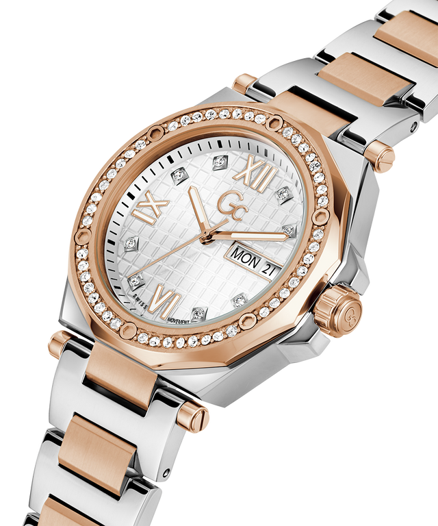 Z20002L1MF Gc Legacy Lady Mid Size Metal caseback (with attachment) image lifestyle