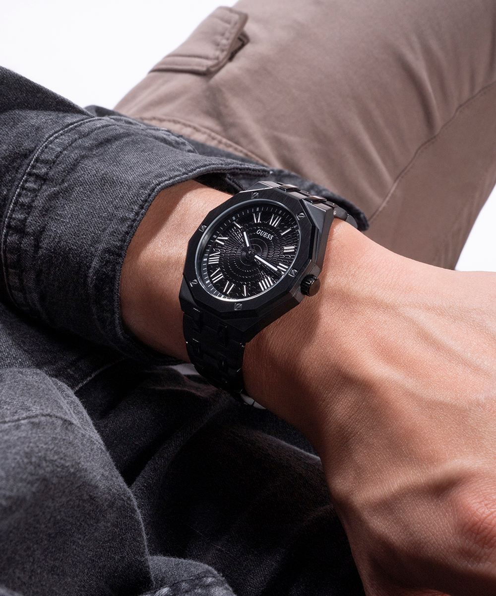Best Men's Watch Sales Perfect for Gifting On Valentine's Day