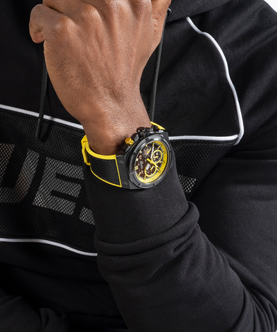 GW0713G2 GUESS Mens Black Multi-function Watch lifestyle