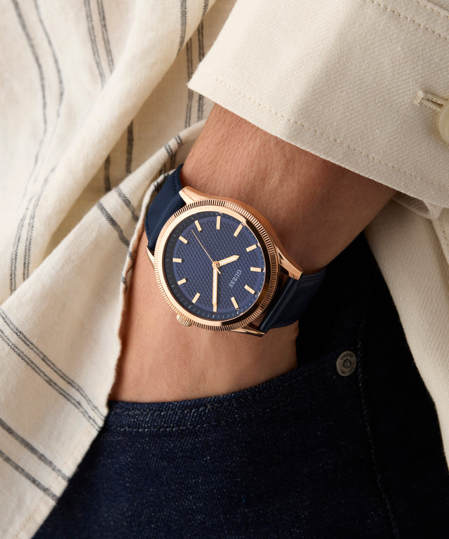 GUESS Mens Navy Rose Gold Tone Analog Watch GW0846G2 GUESS