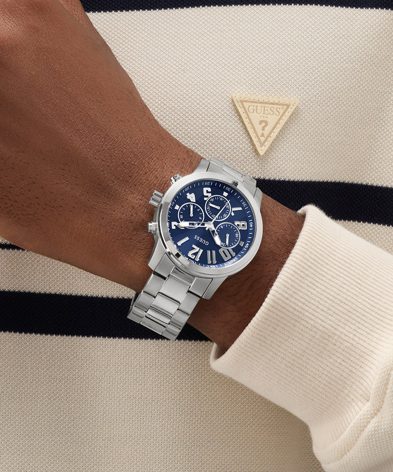 GUESS Mens Silver Tone Analog Watch