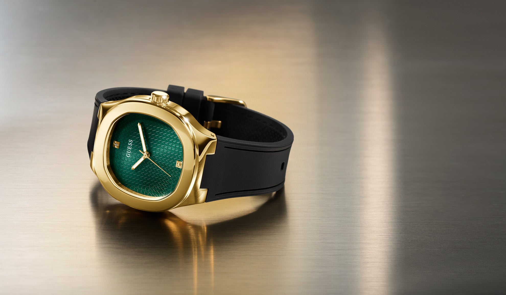 Mens GW1005G2 watch with green dial