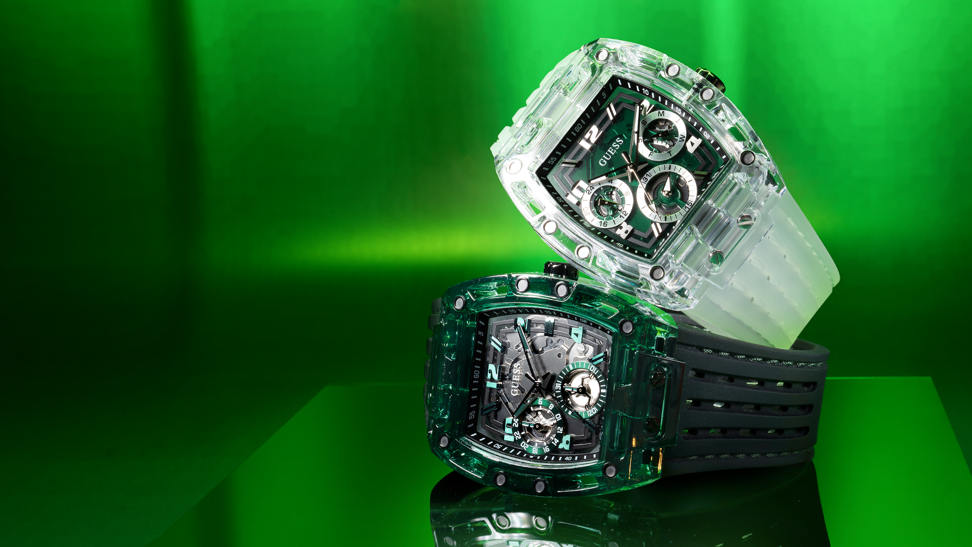 2 watches with green dial and green polycarbonate cases gw0499g8