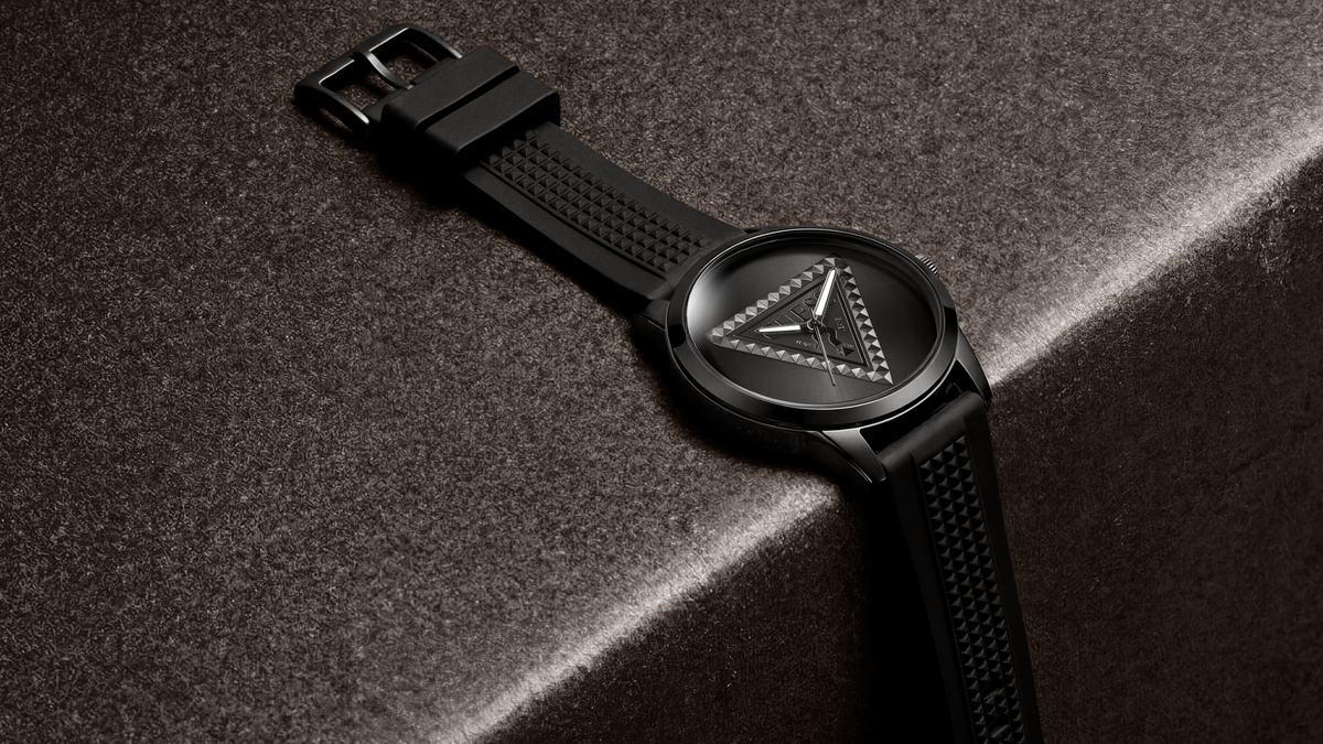 GW1143G3 black watch