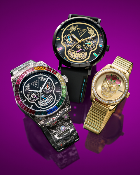 腕時計 ゲス GUESS GW0022L3 GUESS 30MM Watch - Rose Gold-Tone Crystal Accented Petite Bangle Watch