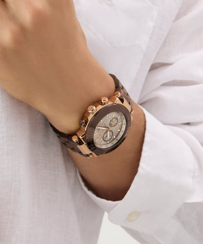 Y70010G1 Gc One Chrono Metal watch on wrist