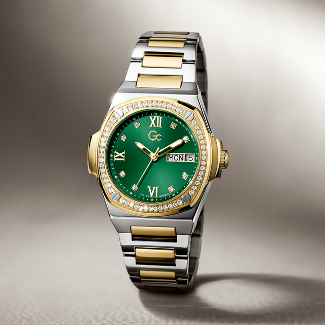 Gc Coussin Shape Lady Large Size Metal - Y98010L9MF | GUESS Watches US Gc Coussin Shape Lady Large Size Metal - Y98010L9MF | GUESS Watches US