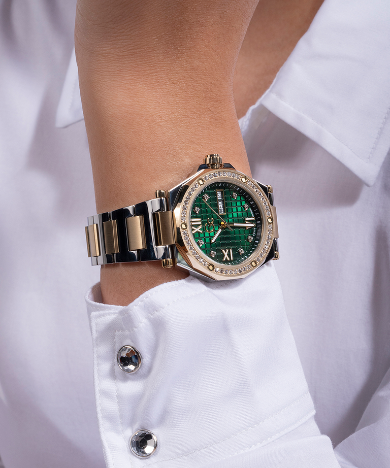 Gc Legacy Lady Mid Size Metal lifestyle 1