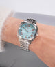 Z44001L7MF Gc Flair Coussin Lady Mid Size Metal watch on wrist