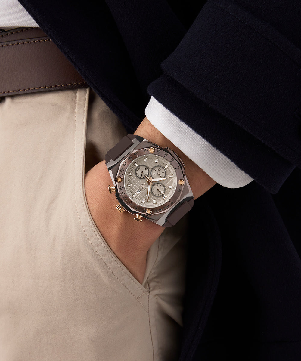 アンコール Gc IdolSport Chrono Silicone - Z68005G1 | GUESS Watches US