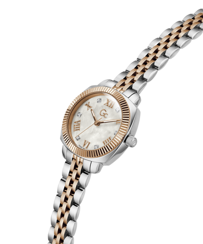 Two-tone Gc Flair Coussin Mini Small Size Metal with silver and rose gold band on a white background lifestyle