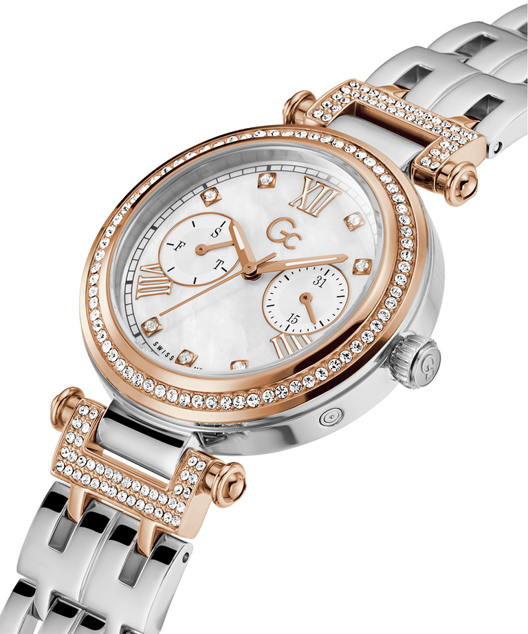 Y78003L1MF Gc PrimeChic Large Size Metal caseback (with attachment) image lifestyle