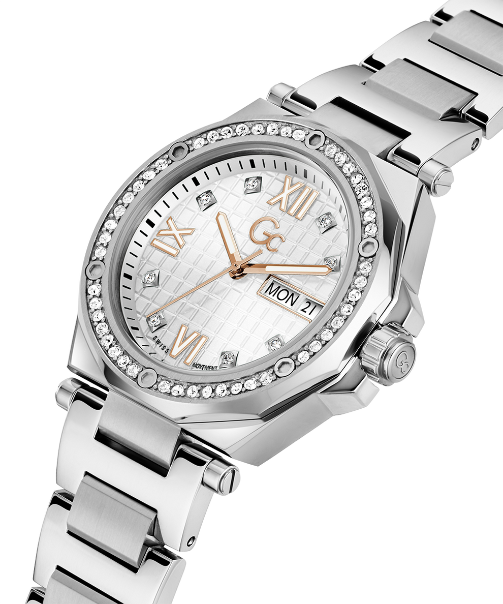 Z20003L1MF Gc Legacy Lady Mid Size Metal caseback (with attachment) image lifestyle